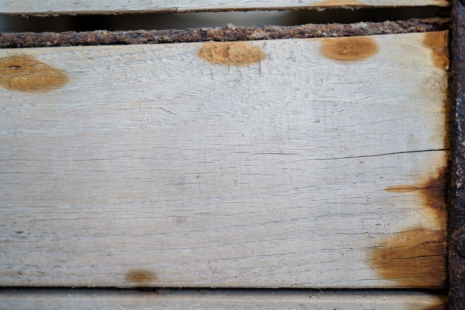 DIY houten plantenbak gemaakt van gerecycled resthout.